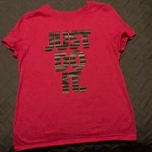 Girls size M NIKE t-shirt